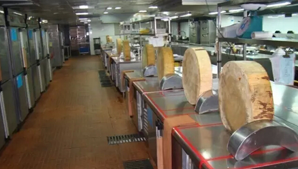 酒店不锈钢好色先生APP下载安装设备图片