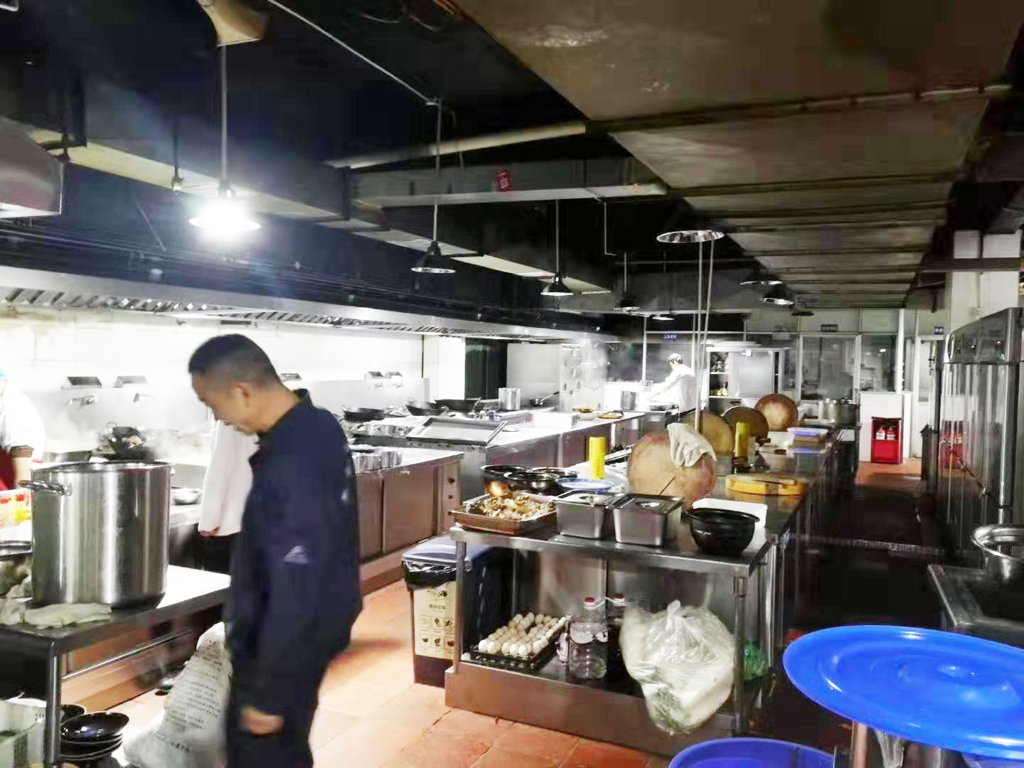 学校好色先生APP下载安装设备