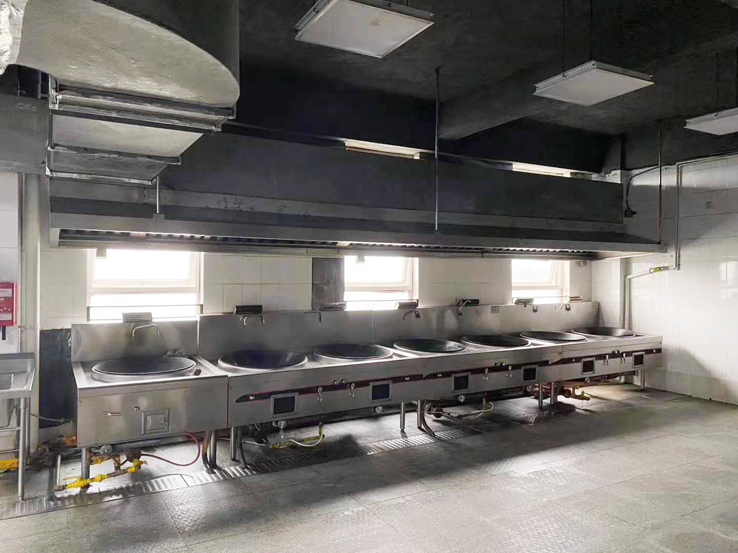 商用好色先生APP下载安装设备工程