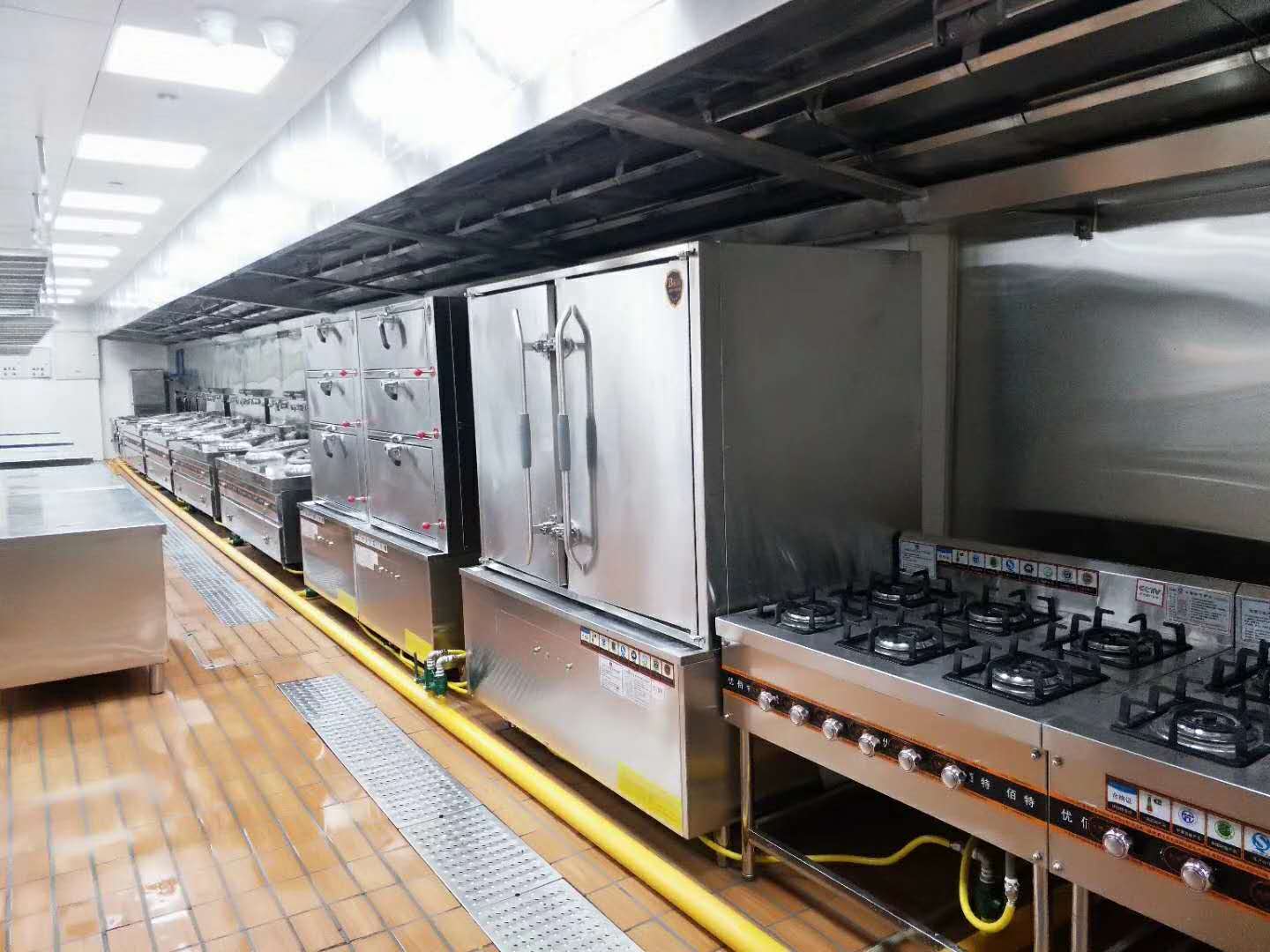 餐厅好色先生APP下载安装设备