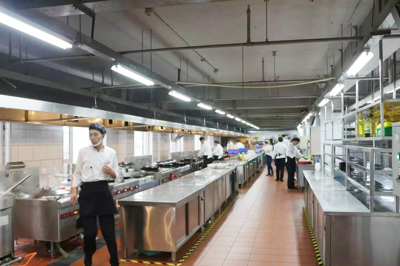 餐厅好色先生APP下载安装设备