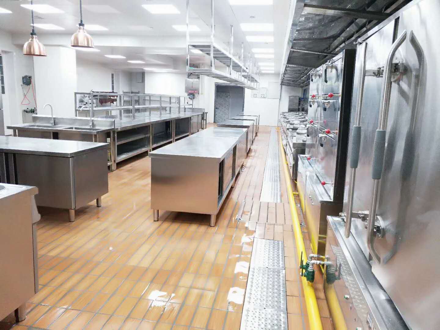 商用好色先生APP下载安装明沟