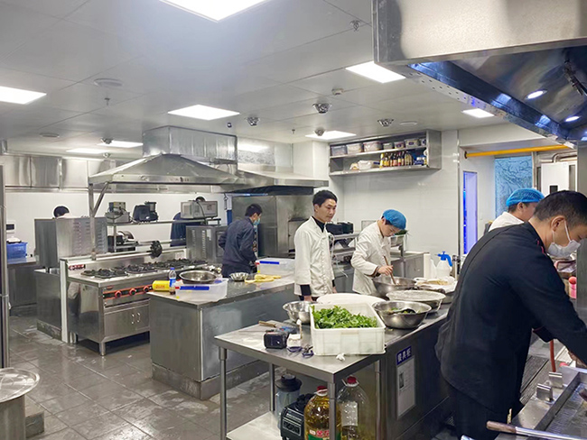 饭店好色先生APP下载安装设备