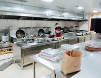 成都学校好色先生APP下载安装设备厂家告诉你大型学校食堂好色先生APP下载安装设备包含哪些?